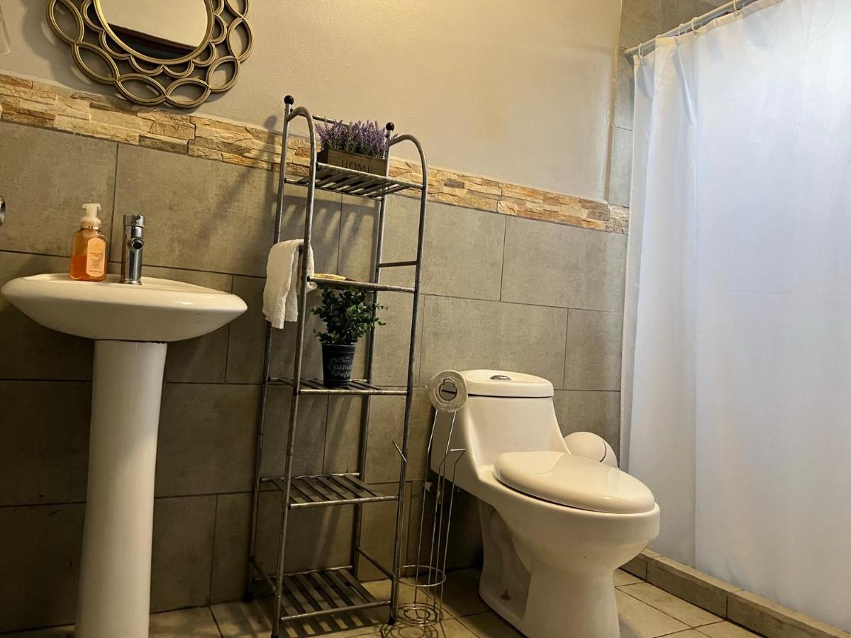 הוילה Guápiles Casa Laureles מראה חיצוני תמונה